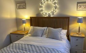 The Nook Holbeach Town Center 5 Person 3 Bed Self Catering